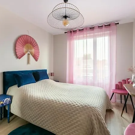 Climatisé 3 étoiles T3 Chic à Avec Billard Et Terrasse Apartamento