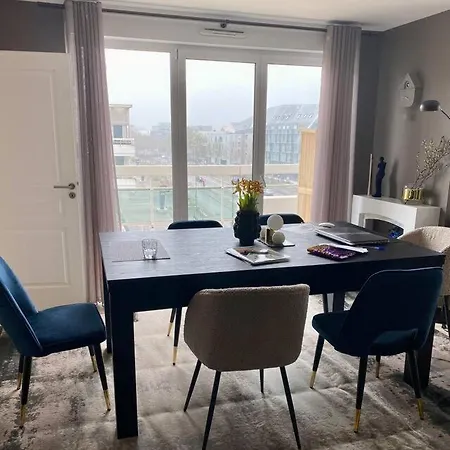 Apartamento Climatisé 3 étoiles T3 Chic à Avec Billard Et Terrasse