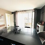 Apartament Climatise 3 Etoiles T3 Chic A Avec Billard Et Terrasse *