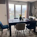 Апартаменты Climatise 3 Etoiles T3 Chic A Avec Billard Et Terrasse